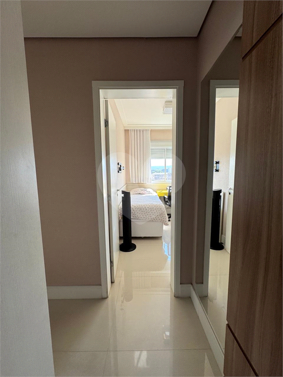 APARTAMENTO em VILA ESTER (ZONA NORTE)