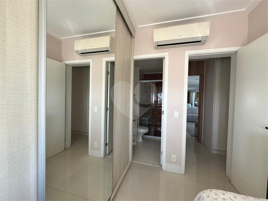 APARTAMENTO em VILA ESTER (ZONA NORTE)