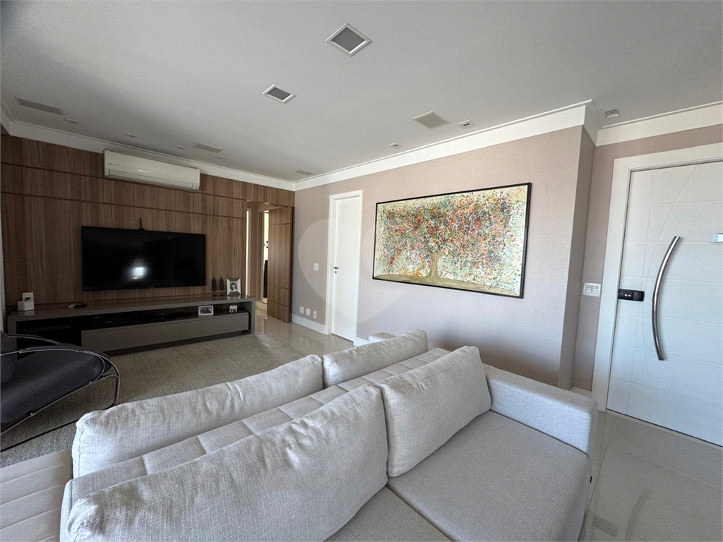 APARTAMENTO em VILA ESTER (ZONA NORTE)