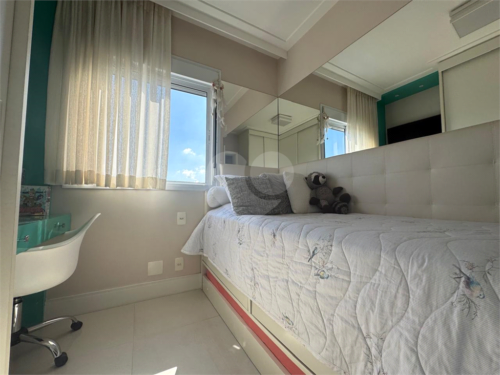 APARTAMENTO em VILA ESTER (ZONA NORTE)