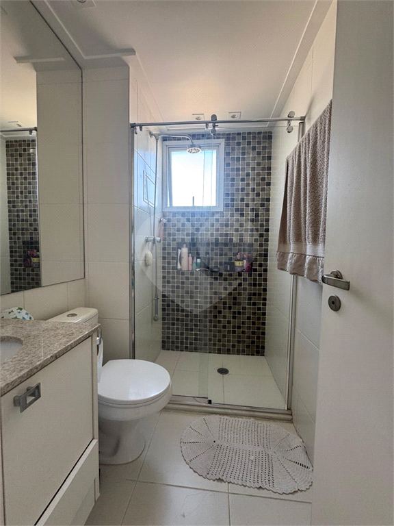 APARTAMENTO em VILA ESTER (ZONA NORTE)