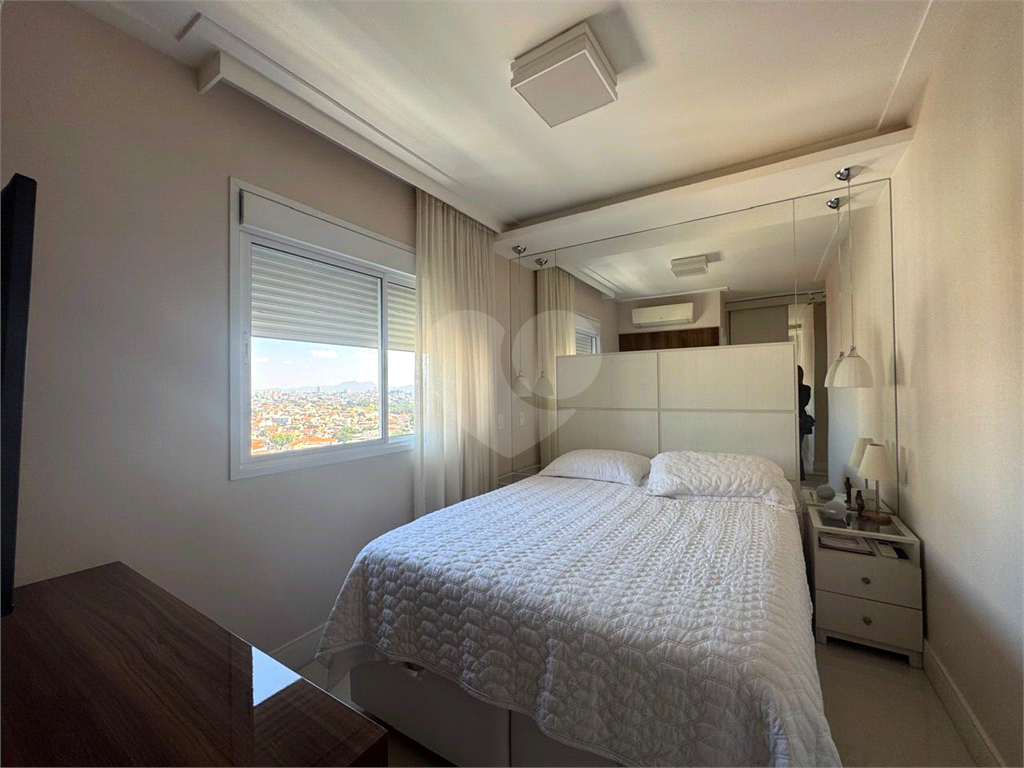 APARTAMENTO em VILA ESTER (ZONA NORTE)
