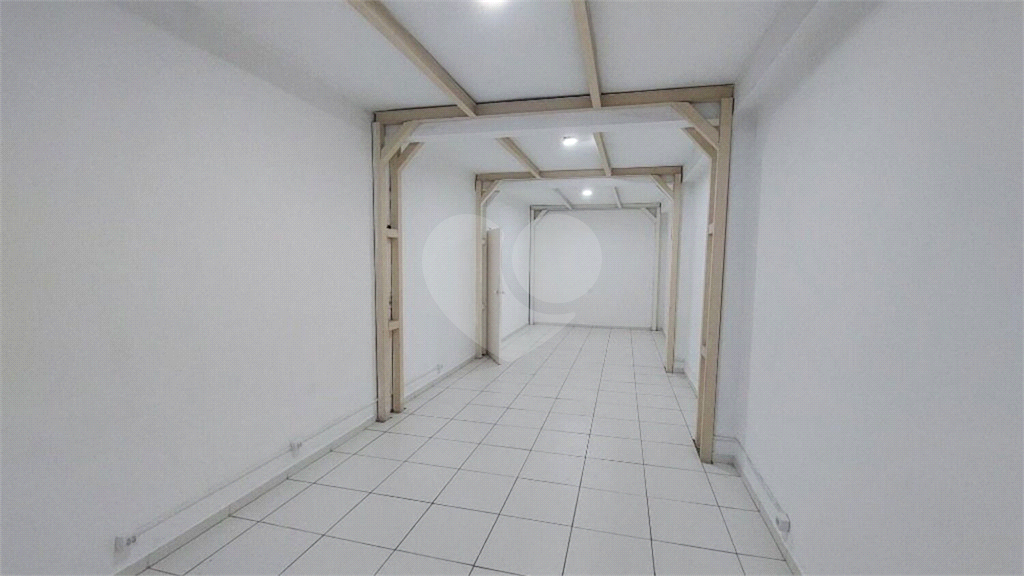 Prédio comercial  a venda 2 andares  em Santana Zona Norte SP ao lado do Metrô Santana 7 salas 4 banheiros 3 vagas