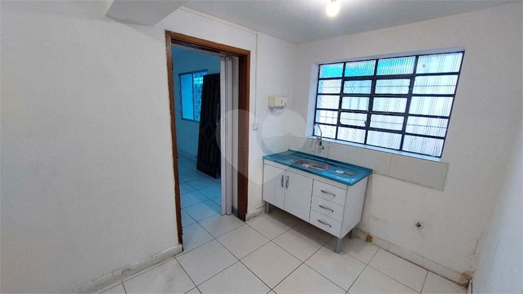 Prédio comercial  a venda 2 andares  em Santana Zona Norte SP ao lado do Metrô Santana 7 salas 4 banheiros 3 vagas