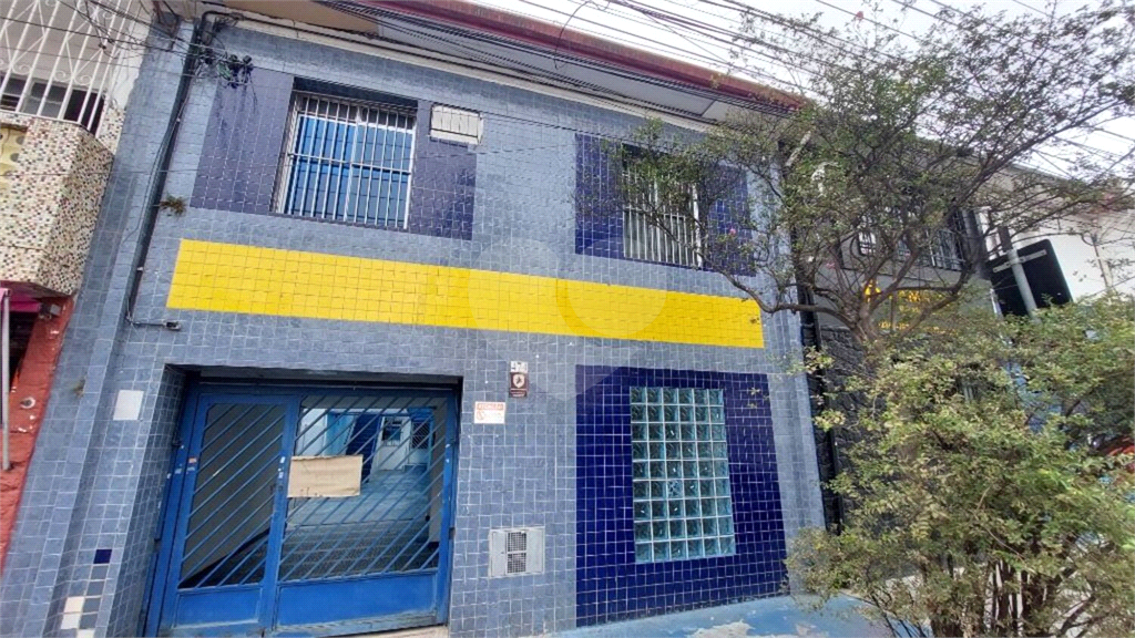 Prédio comercial  a venda 2 andares  em Santana Zona Norte SP ao lado do Metrô Santana 7 salas 4 banheiros 3 vagas