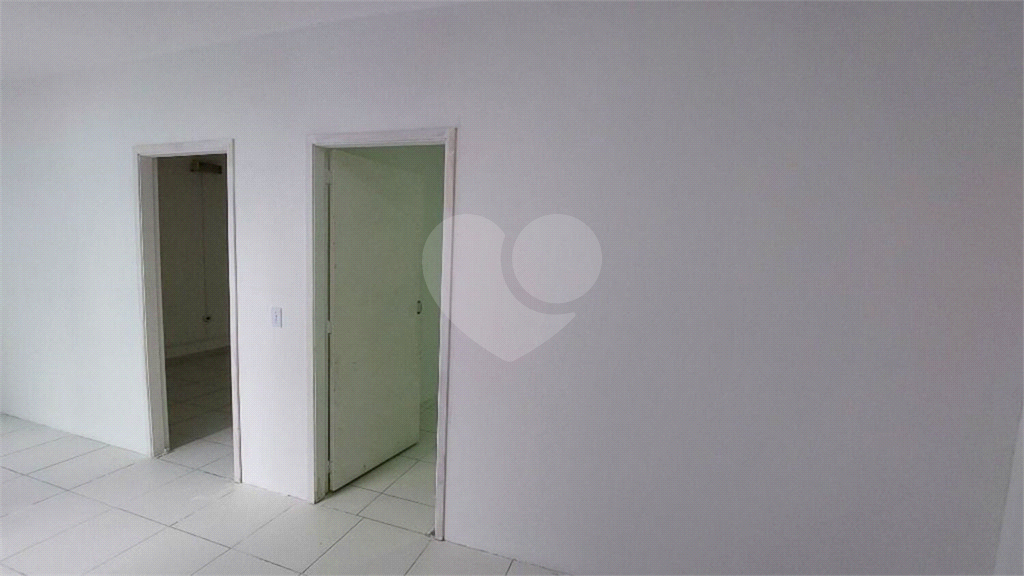 Prédio comercial  a venda 2 andares  em Santana Zona Norte SP ao lado do Metrô Santana 7 salas 4 banheiros 3 vagas