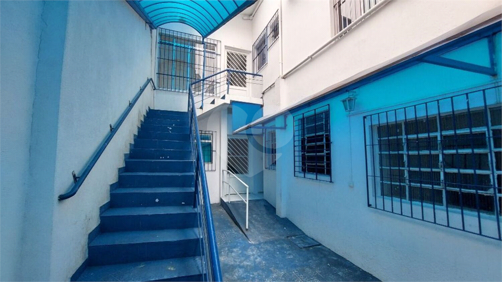 Prédio comercial  a venda 2 andares  em Santana Zona Norte SP ao lado do Metrô Santana 7 salas 4 banheiros 3 vagas