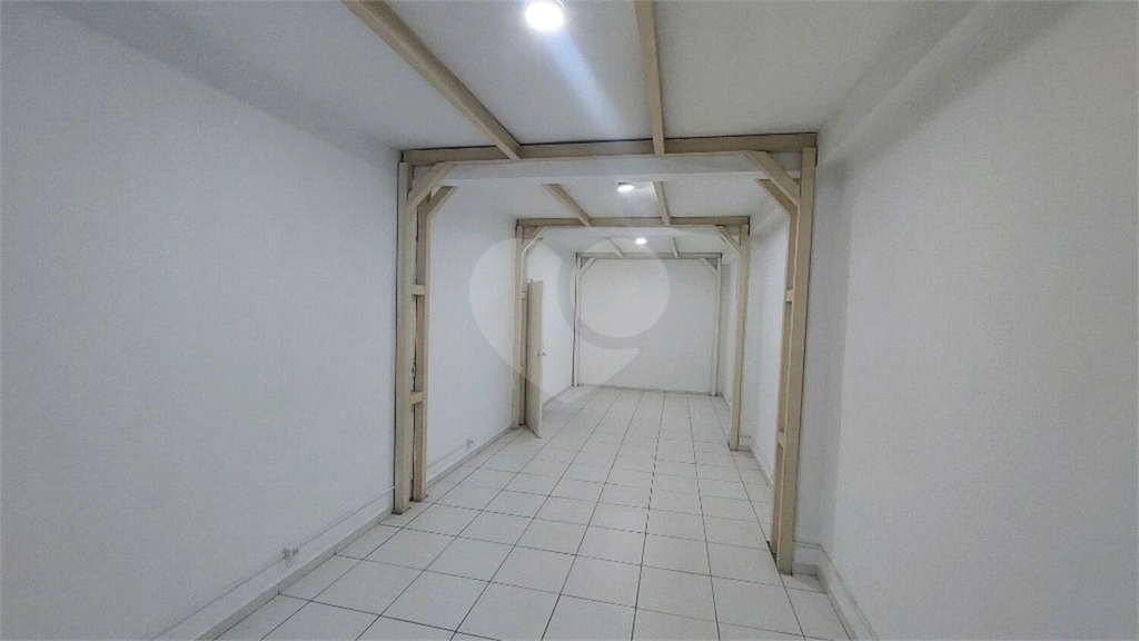 Prédio comercial  a venda 2 andares  em Santana Zona Norte SP ao lado do Metrô Santana 7 salas 4 banheiros 3 vagas