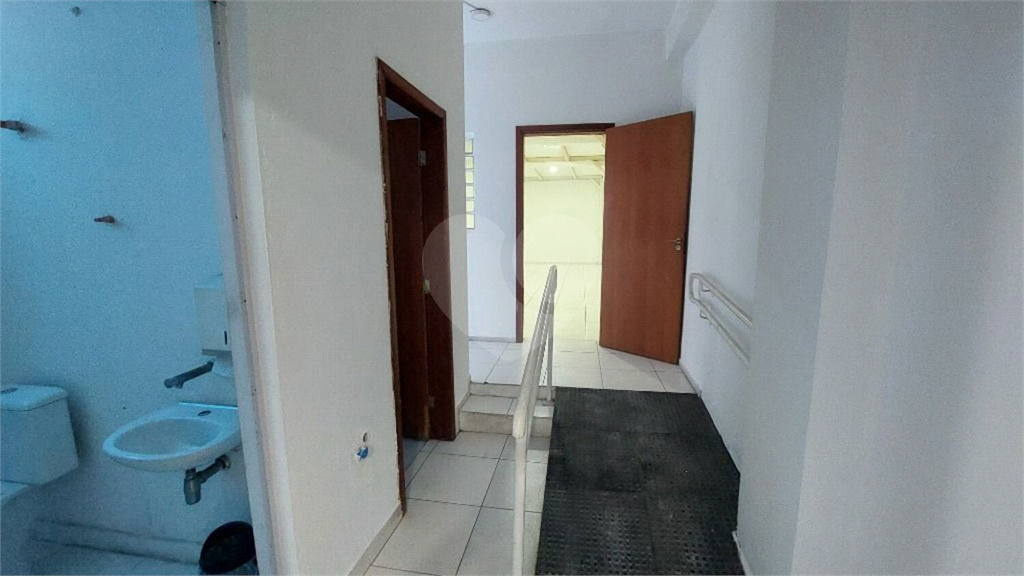 Prédio comercial  a venda 2 andares  em Santana Zona Norte SP ao lado do Metrô Santana 7 salas 4 banheiros 3 vagas