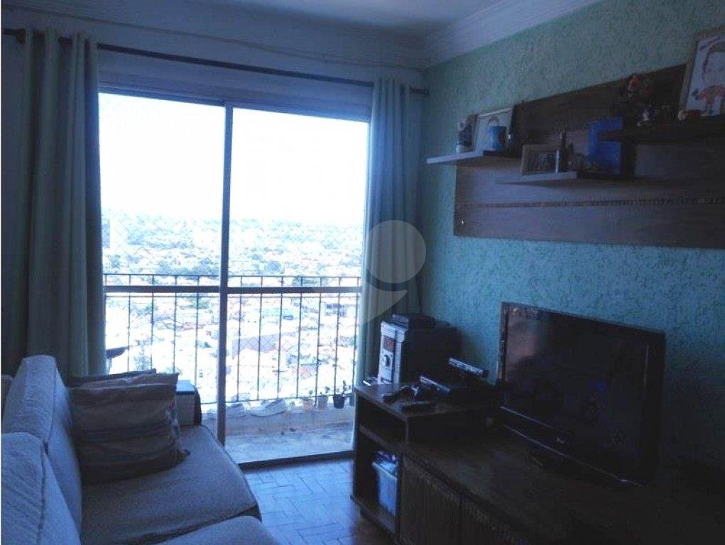 APARTAMENTO em VILA NIVI
