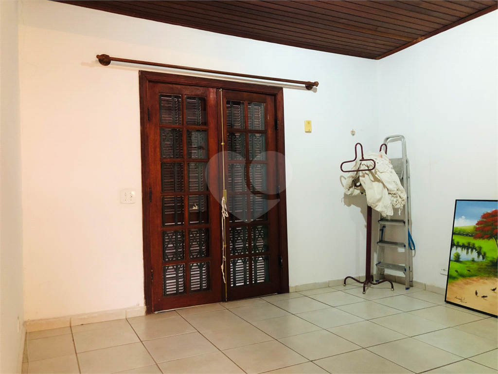 Sobrado à venda com 3 quartos, 200m² - Foto 14