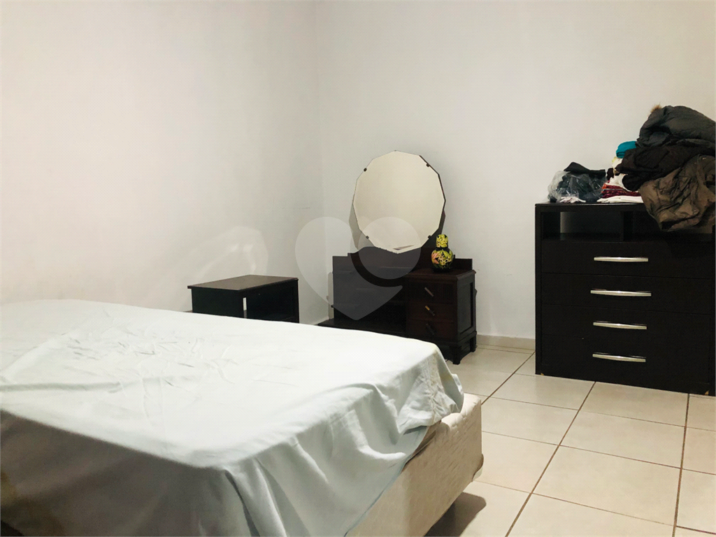 Sobrado à venda com 3 quartos, 200m² - Foto 24