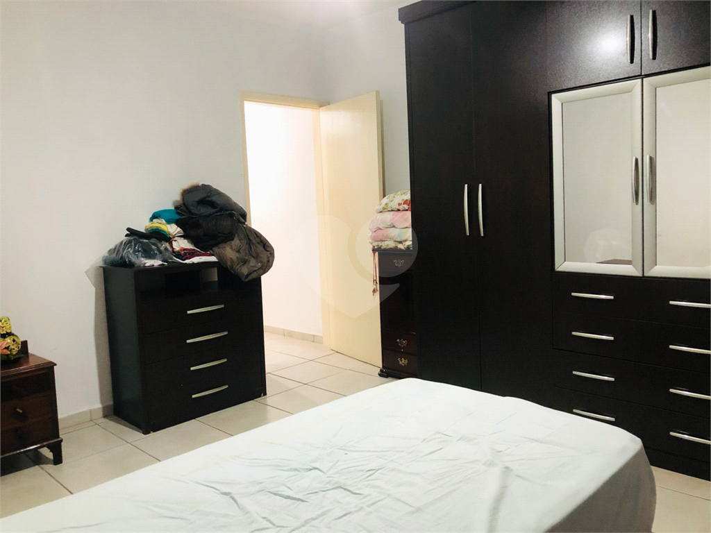 Sobrado à venda com 3 quartos, 200m² - Foto 26