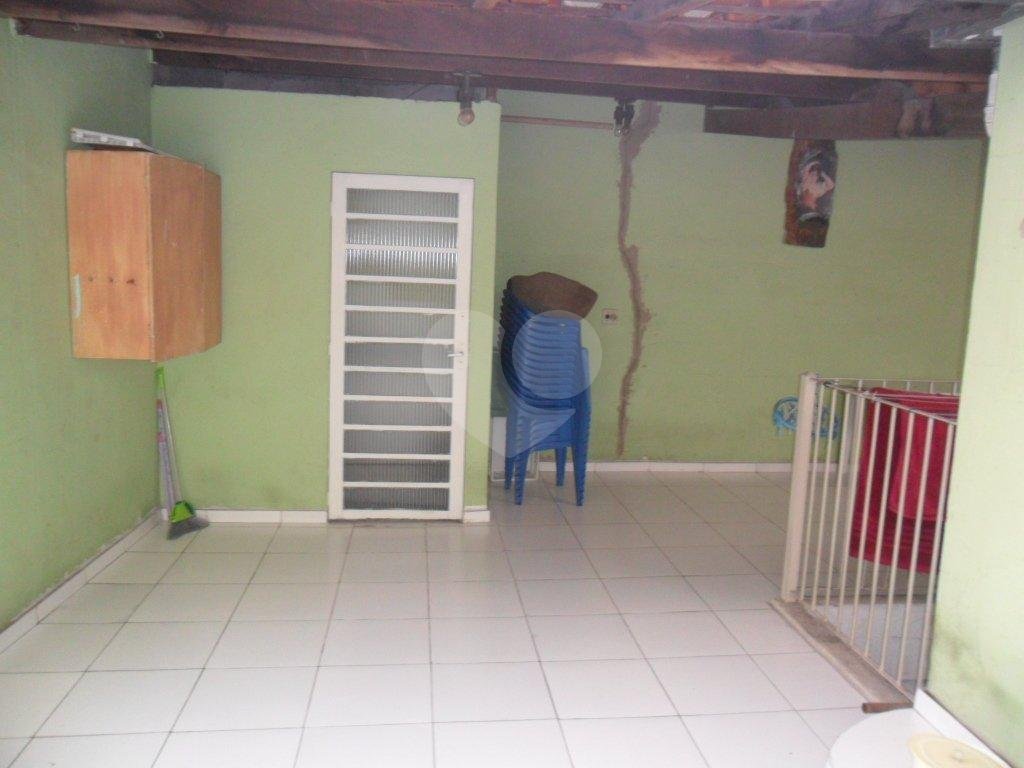 Sobrado à venda com 3 quartos, 200m² - Foto 33