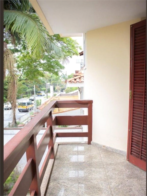 Sobrado à venda com 4 quartos, 300m² - Foto 63