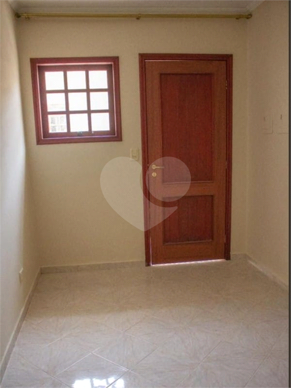 Sobrado à venda com 4 quartos, 300m² - Foto 47