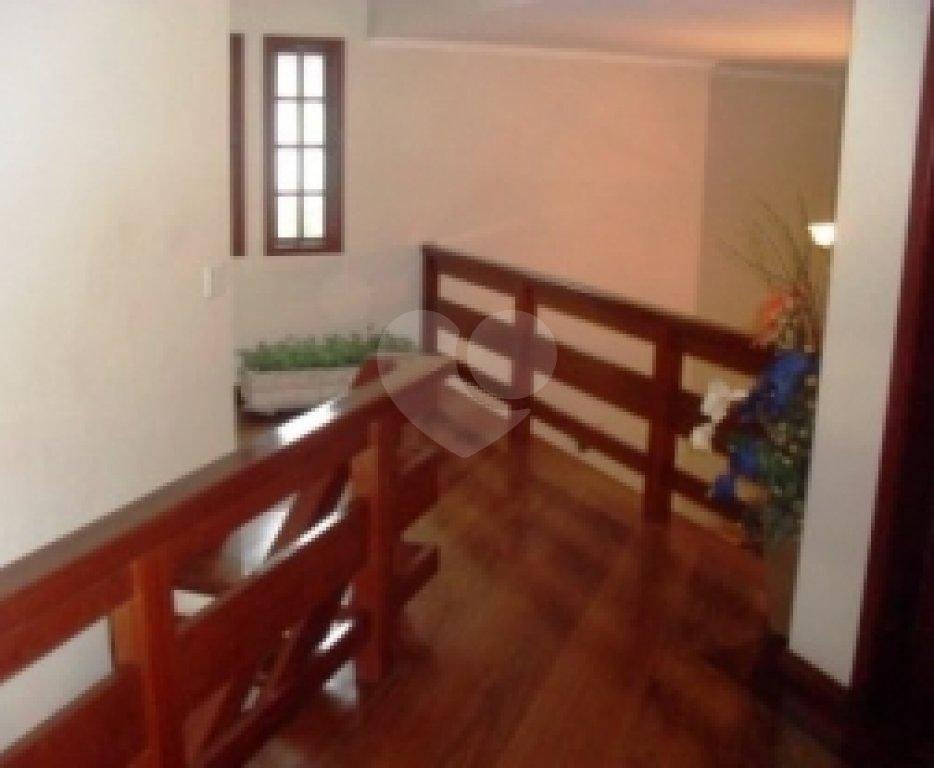 Sobrado à venda com 4 quartos, 300m² - Foto 19