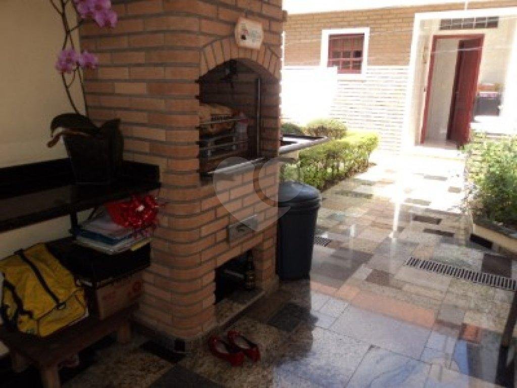 Sobrado à venda com 4 quartos, 300m² - Foto 27