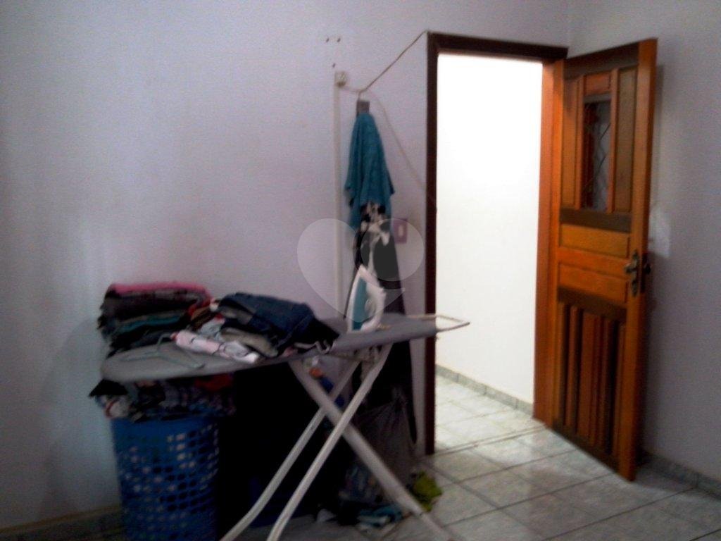 Sobrado à venda com 2 quartos, 198m² - Foto 11