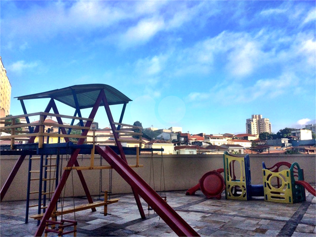 Apartamento no bairro de Santana na Rua Copacabana  2 dormitórios.