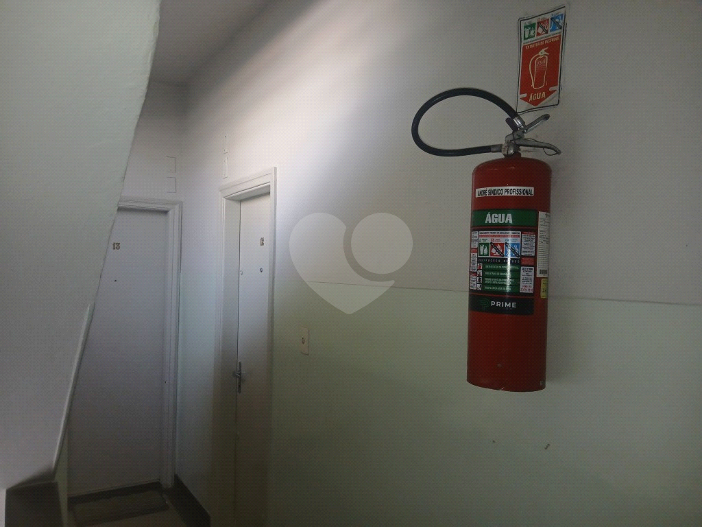 APARTAMENTO em SANTANA