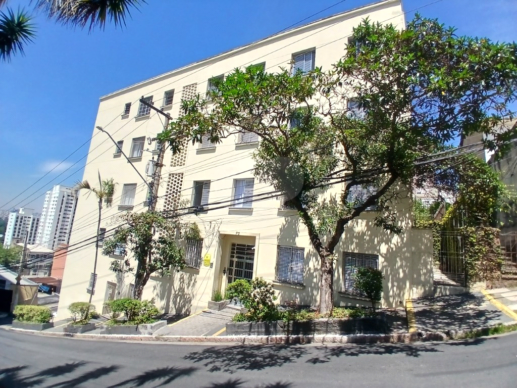 APARTAMENTO em SANTANA