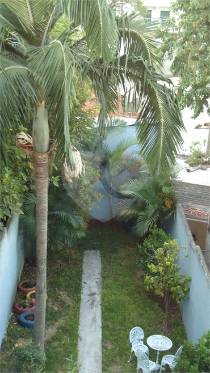 Sobrado a venda no bairro Isolina Mazzei de 3 quartos 2 vagas