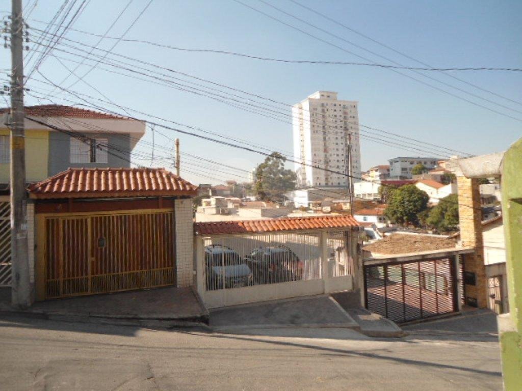 Sobrado a venda no bairro Isolina Mazzei de 3 quartos 2 vagas