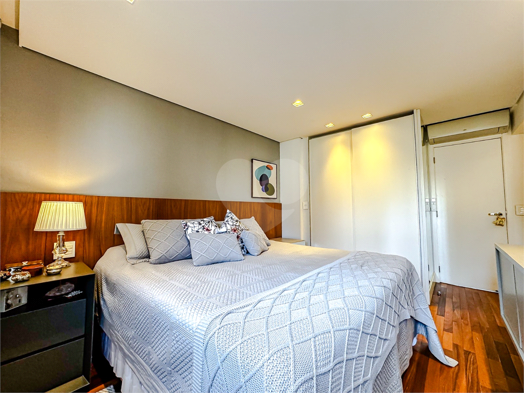 Apto Duplex no Alto de Santana: 3 suítes e 4 vagas
Residencial
SANTANA