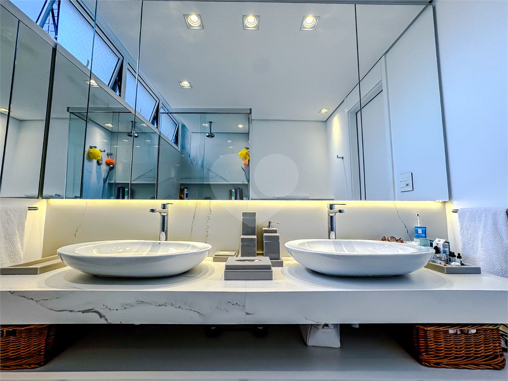 Apto Duplex no Alto de Santana: 3 suítes e 4 vagas
Residencial
SANTANA