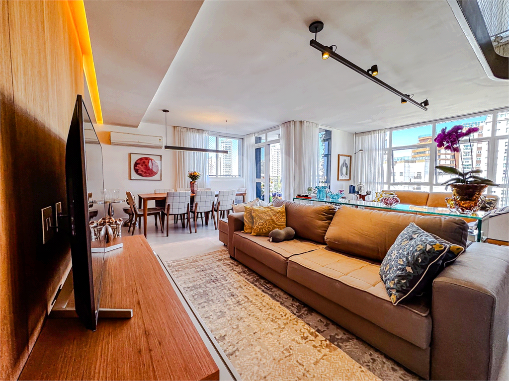 Apto Duplex no Alto de Santana: 3 suítes e 4 vagas
Residencial
SANTANA