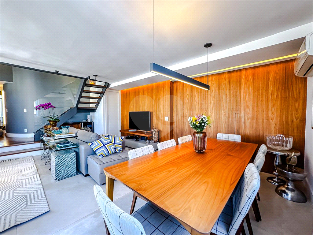 Apto Duplex no Alto de Santana: 3 suítes e 4 vagas
Residencial
SANTANA