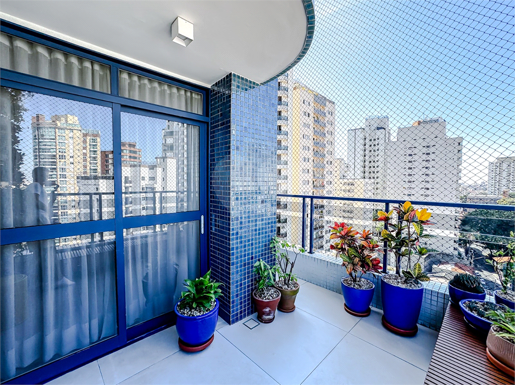Apto Duplex no Alto de Santana: 3 suítes e 4 vagas
Residencial
SANTANA