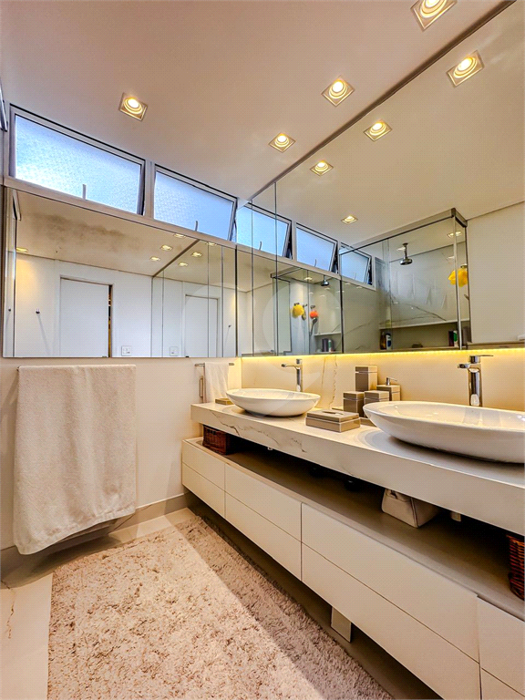 Apto Duplex no Alto de Santana: 3 suítes e 4 vagas
Residencial
SANTANA