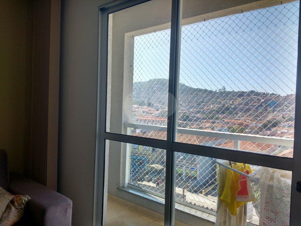 Apartamento à venda com 2 quartos, 60m² - Foto 2