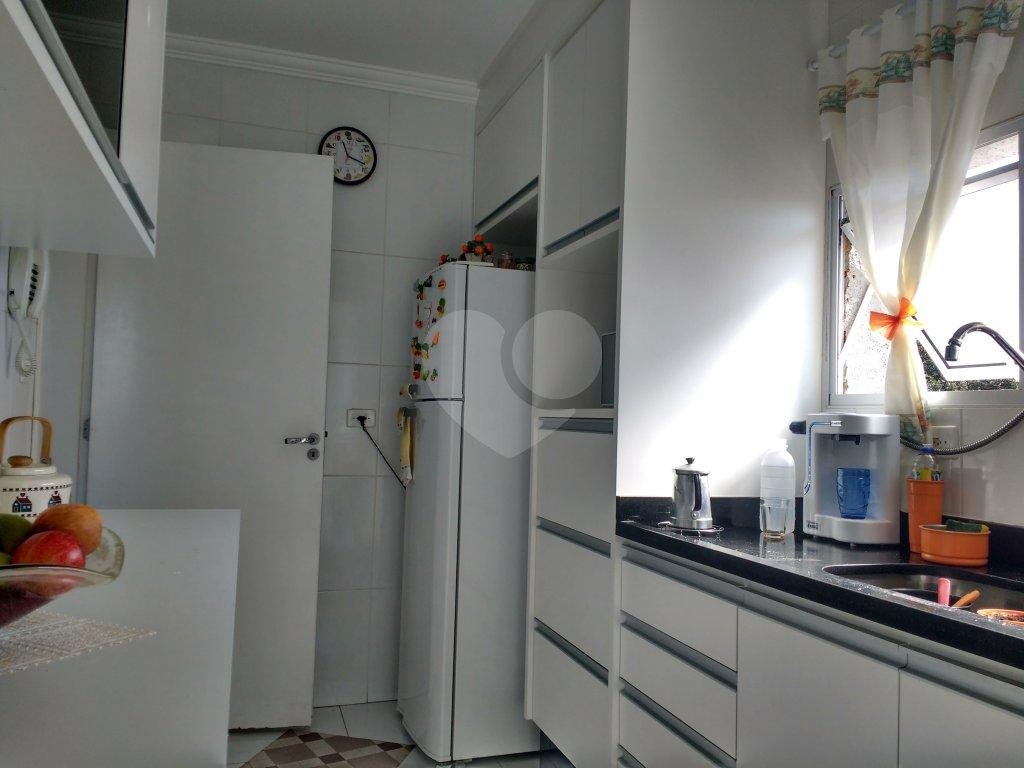 Apartamento à venda com 2 quartos, 60m² - Foto 9