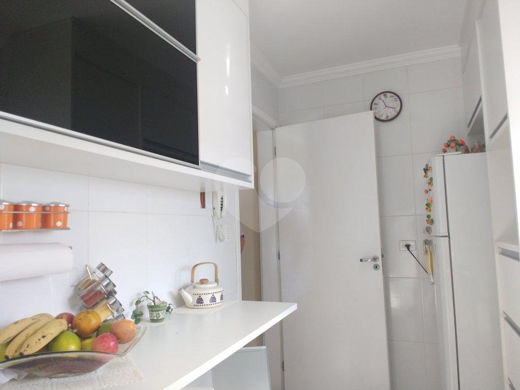 Apartamento à venda com 2 quartos, 60m² - Foto 12