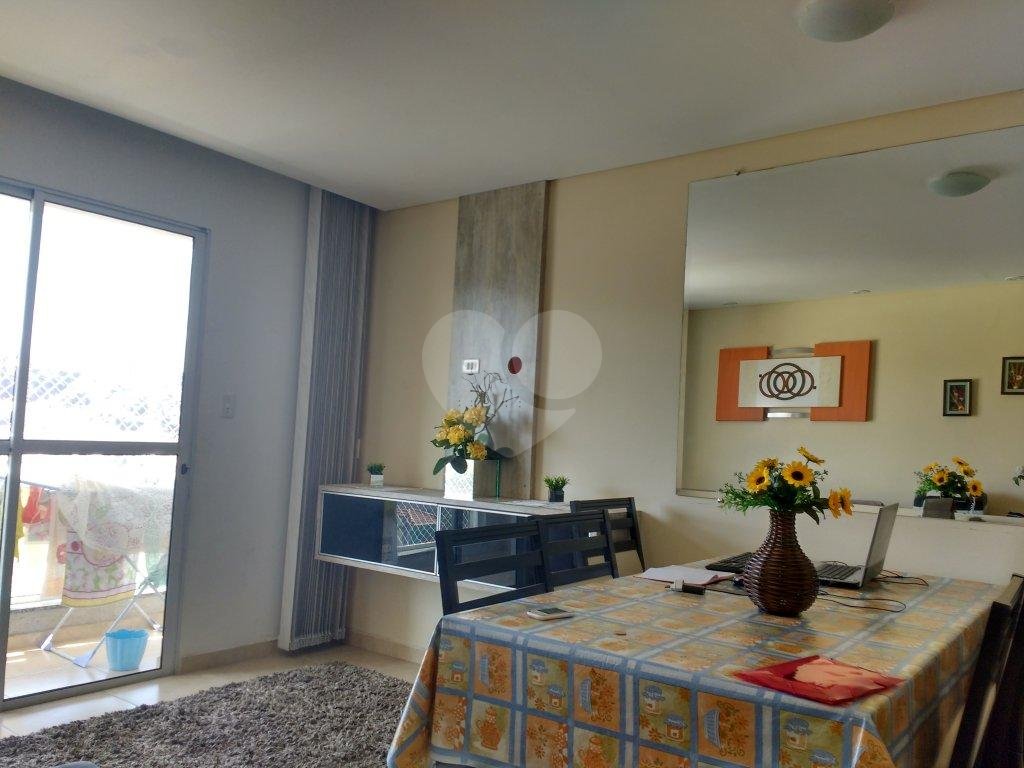 Apartamento à venda com 2 quartos, 60m² - Foto 13