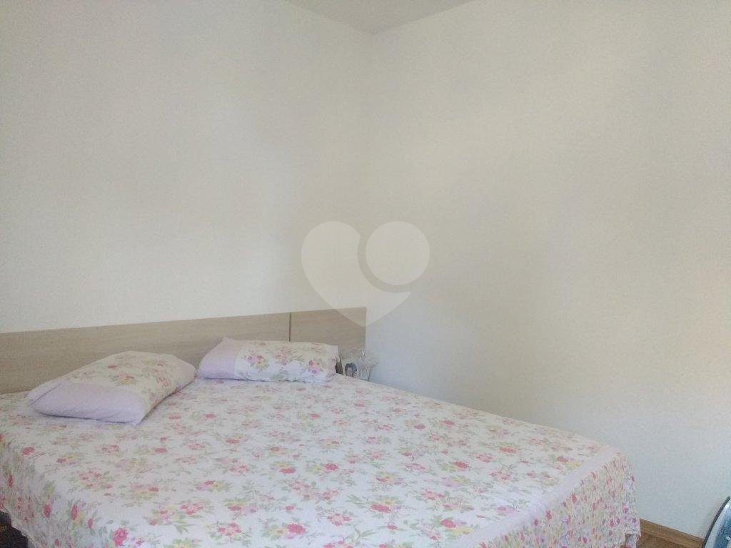 Apartamento à venda com 2 quartos, 60m² - Foto 17