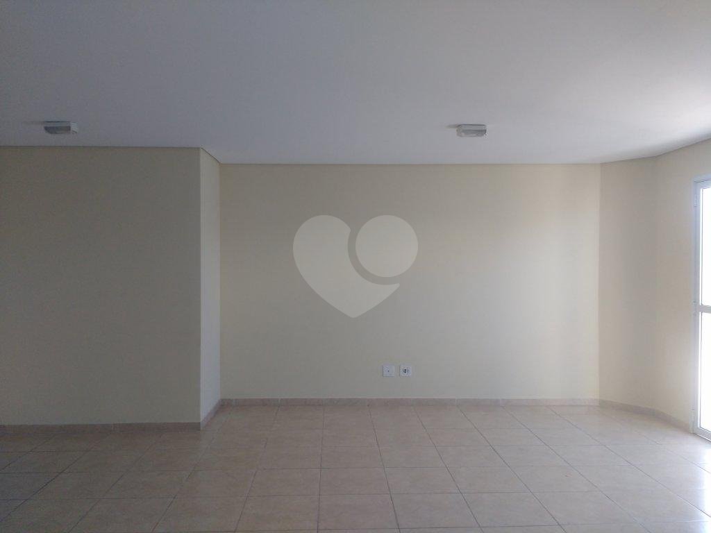 Apartamento à venda com 2 quartos, 60m² - Foto 29