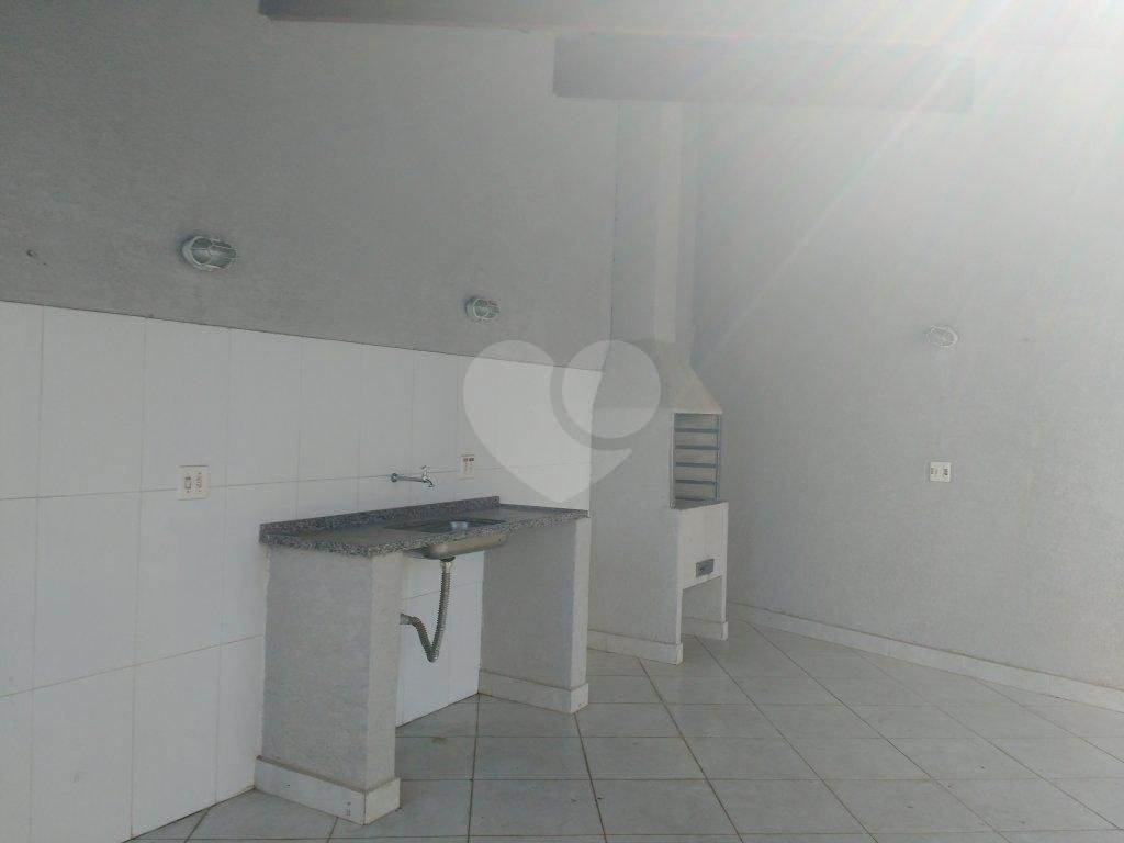 Apartamento à venda com 2 quartos, 60m² - Foto 31