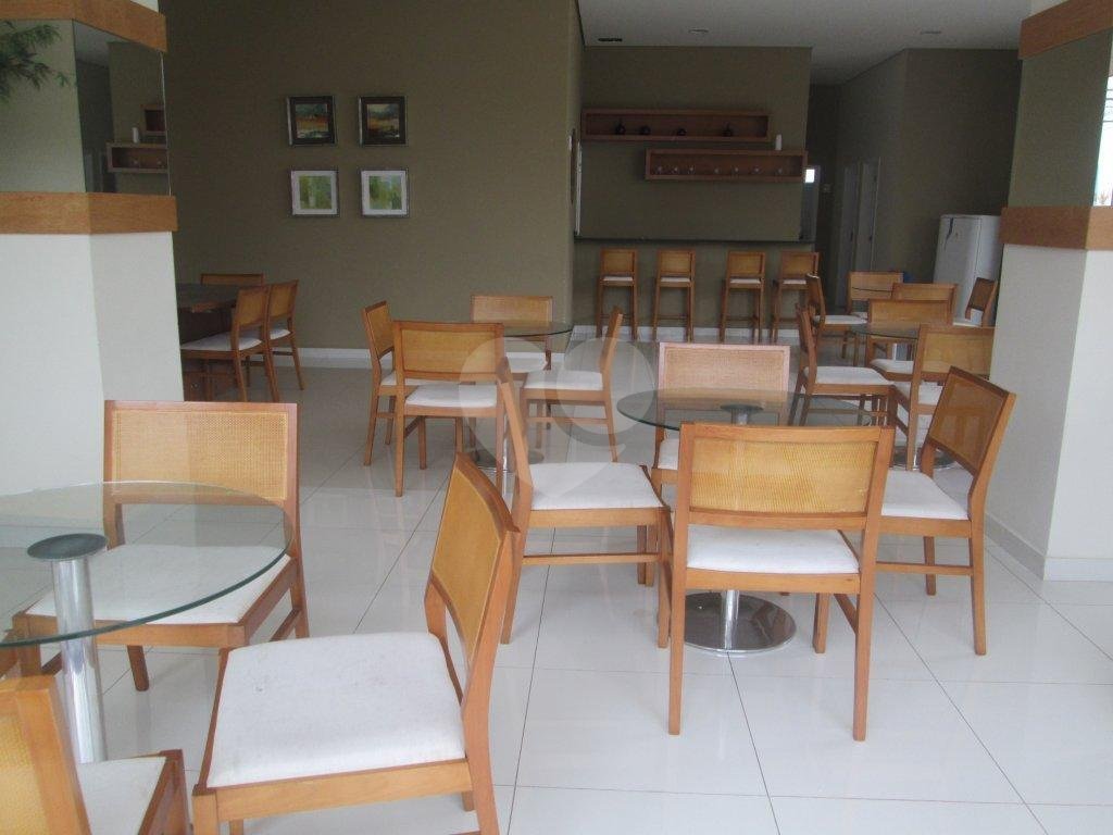 APARTAMENTO em TUCURUVI