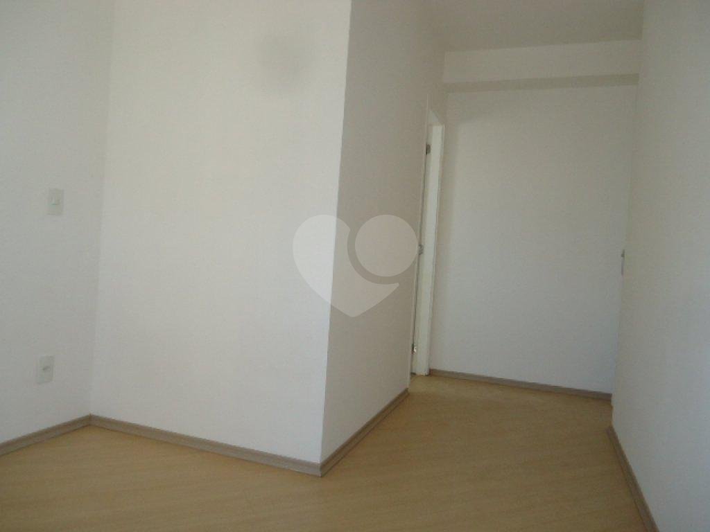 APARTAMENTO em TUCURUVI
