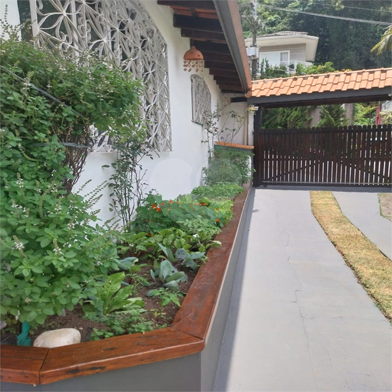 Serra da Cantareira Cond. Pq.Suíça, Casa Térrea 5 Dor, Suíte