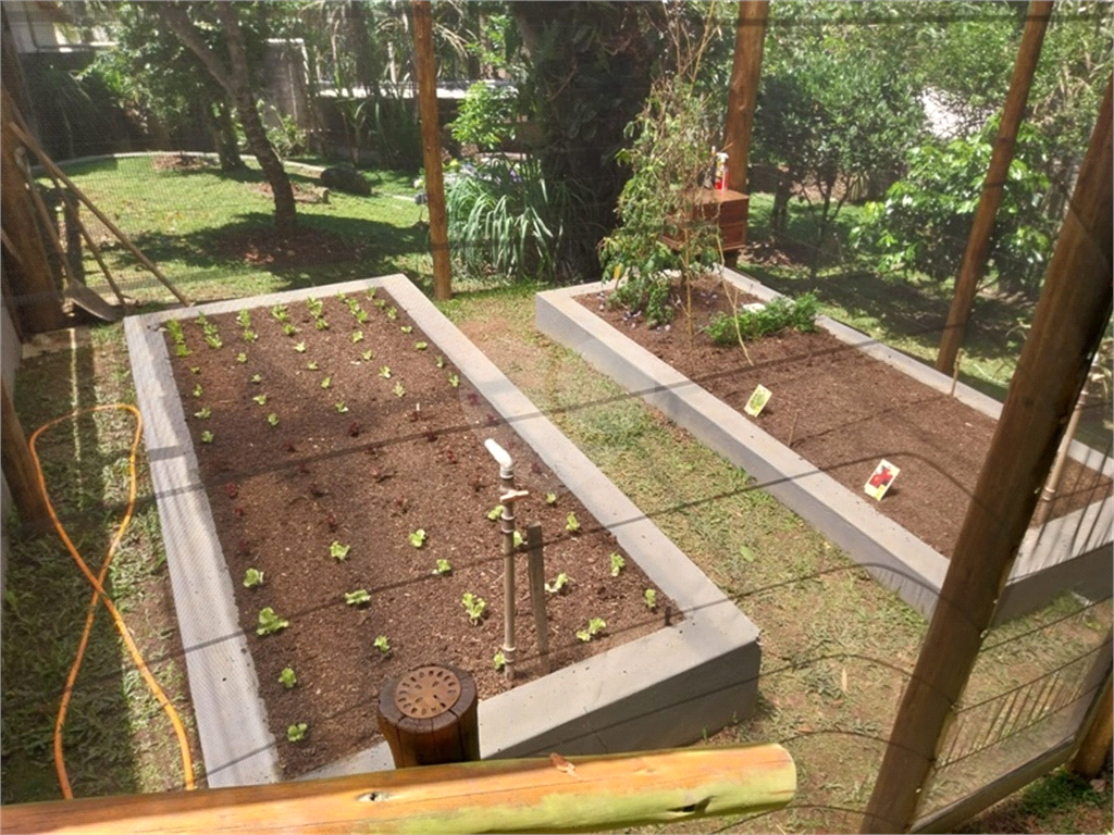 Serra da Cantareira Cond. Pq.Suíça, Casa Térrea 5 Dor, Suíte