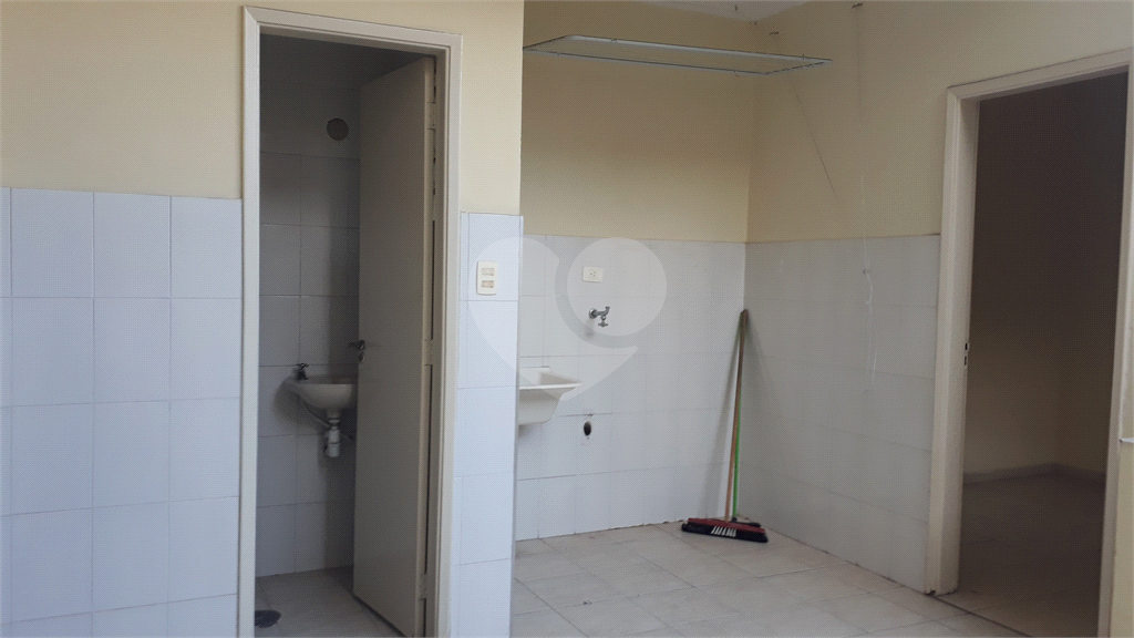 Casa à venda com 4 quartos, 120m² - Foto 44