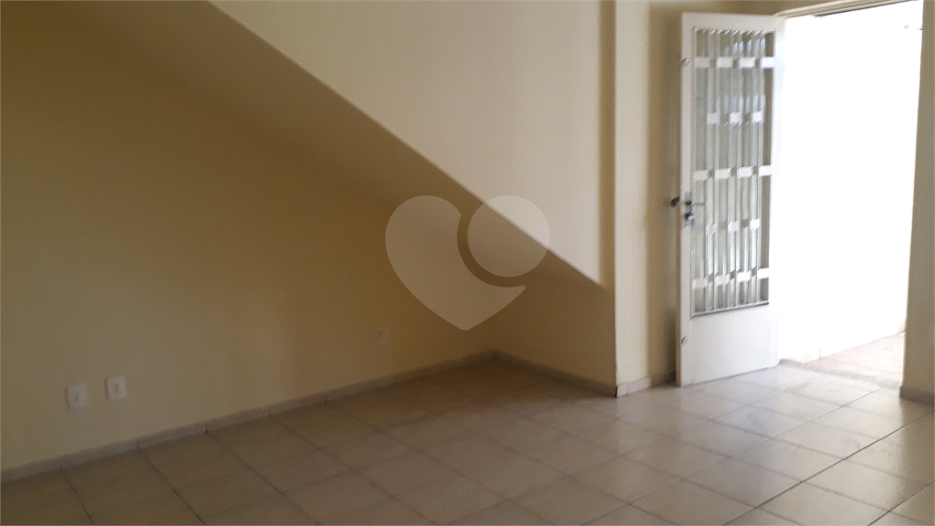 Casa à venda com 4 quartos, 120m² - Foto 6