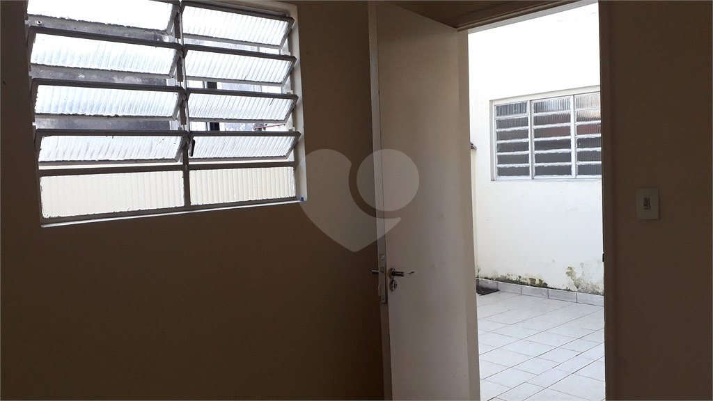 Casa à venda com 4 quartos, 120m² - Foto 47