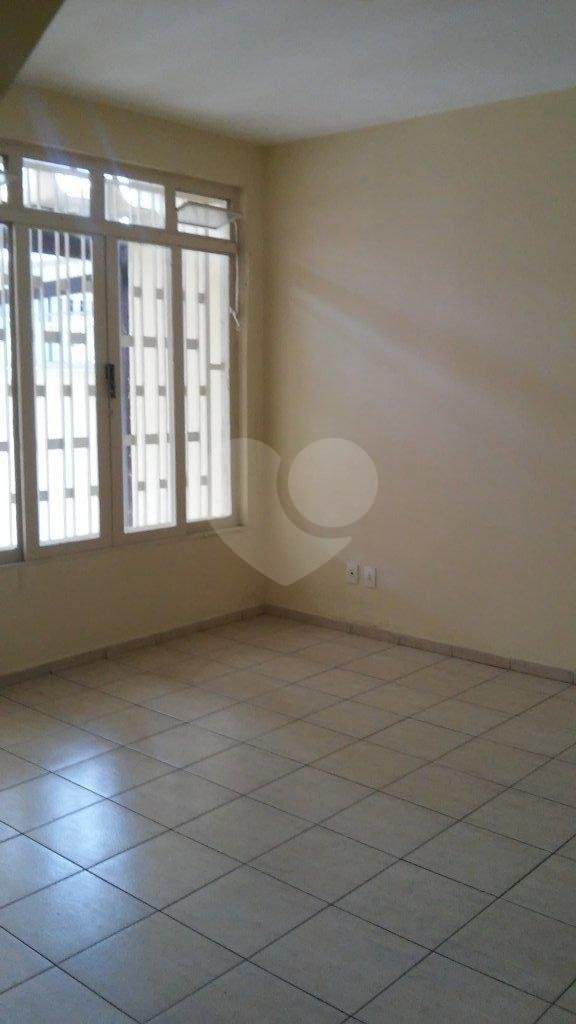 Casa à venda com 4 quartos, 120m² - Foto 2