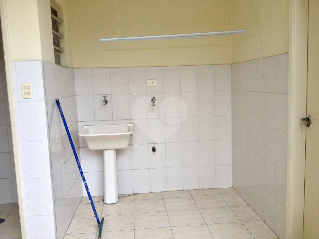 Casa à venda com 4 quartos, 120m² - Foto 29